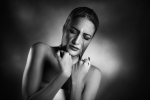 Prisoner of thoughts (No violence against woman)